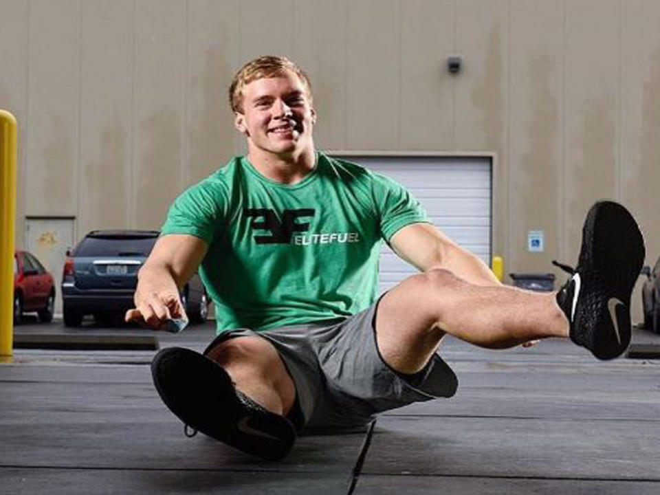 Platz 7 der Männer: Sam Kwant hat gut lachen: Er stemmt 226 Kilo beim "Deadlift", schafft 74 Klimmzüge ohne Pause und läuft 5 Kilometer in 18:05 Minuten. Scheint ganz so, als ob sich seine Konkurrenten bei den CrossFit Games 2017 warm anziehen müssen. (Bild-Copyright: samuelkwant/Instagram)