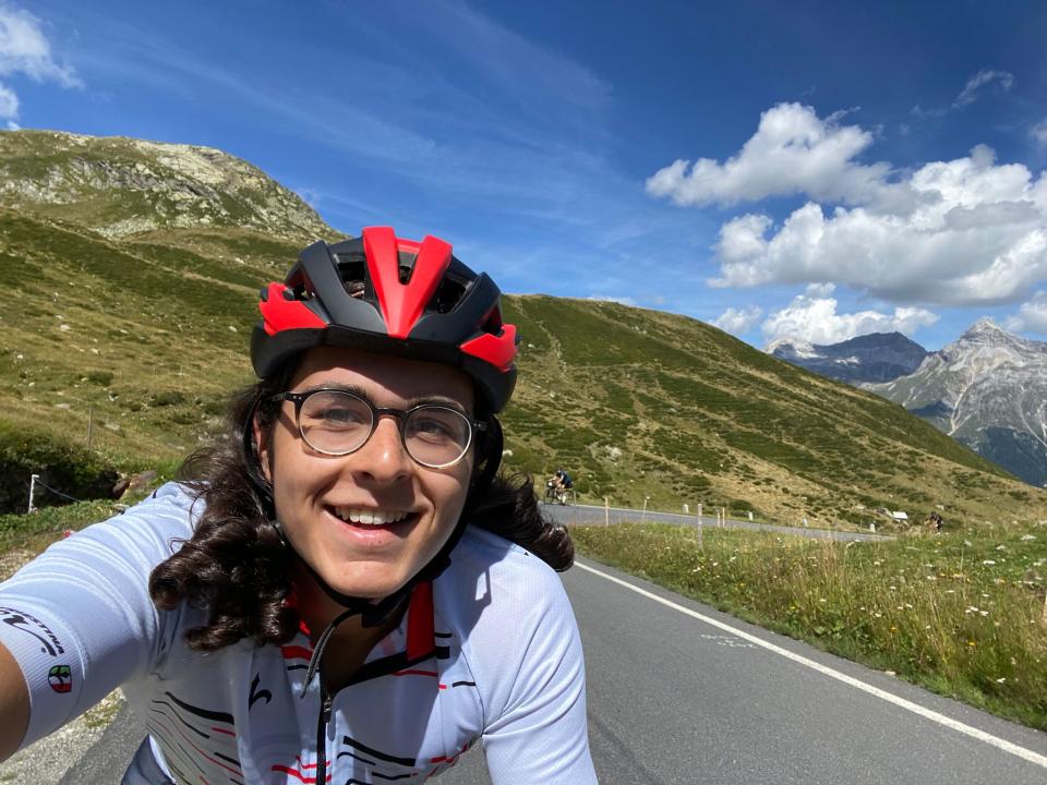 Hier wird gestrampelt: Alan Ginsburg mit seinem Fahrrad unterwegs über die Alpen.  - Copyright: Privat