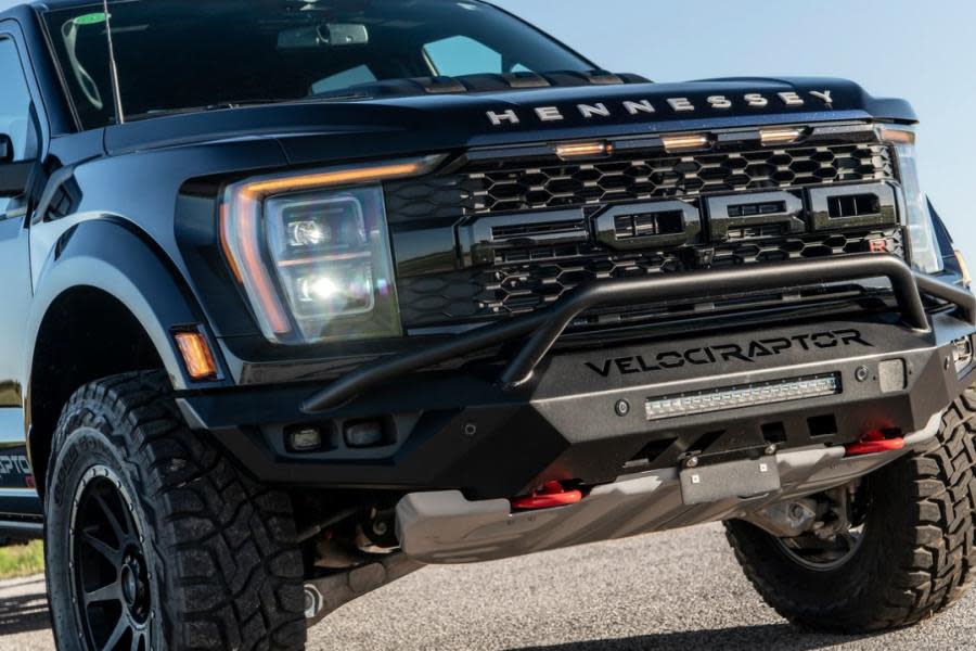 Hennessey VelociRaptoR 6X6 2024: ¡Trocona fancy y bien tuneada!