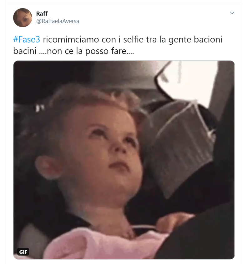 Dal premier Conte che veste i panni del premuroso padre di famiglia, alla libertà di movimento tra le regioni a patto che avvenga in monopattino elettrico, passando per chi non sopporta l'idea di rivedere selfie di persone che si baciano e abbracciano... ecco i meme sulla Fase 3