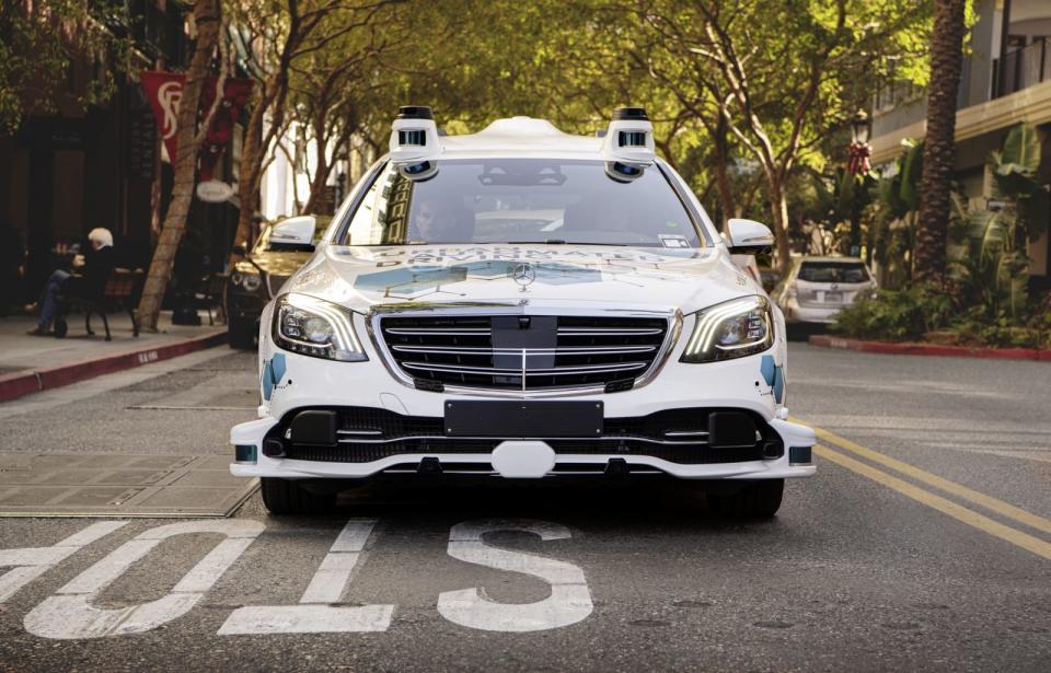 Mercedes-Benz and Bosch for an app-based ridesharing servic