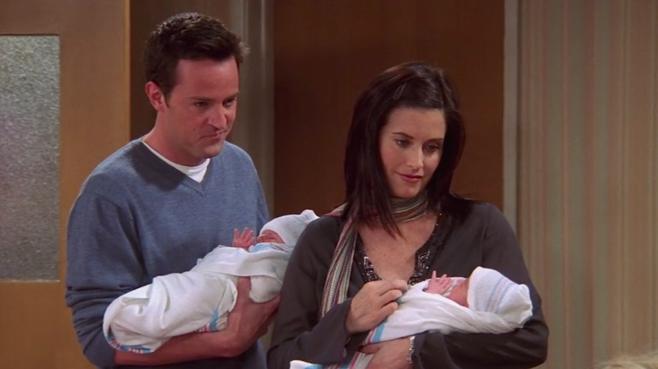 monica courteney cox and chandler matthew perry