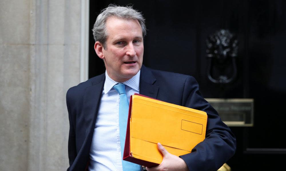 Damian Hinds