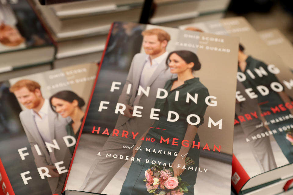 LONDON, ENGLAND - AUGUST 11: Copies of 'Finding Freedom' are stacked up in Waterstones Piccadilly  on August 11, 2020 in London, England. Finding Freedom: Harry and Meghan and the Making of A Modern Family is a biography of Prince Harry and Meghan Markle, the Duke and Duchess of Sussex, written by Carolyn Durand and Omid Scobie and published by Harper Collins.  (Photo by Chris Jackson/Getty Images)