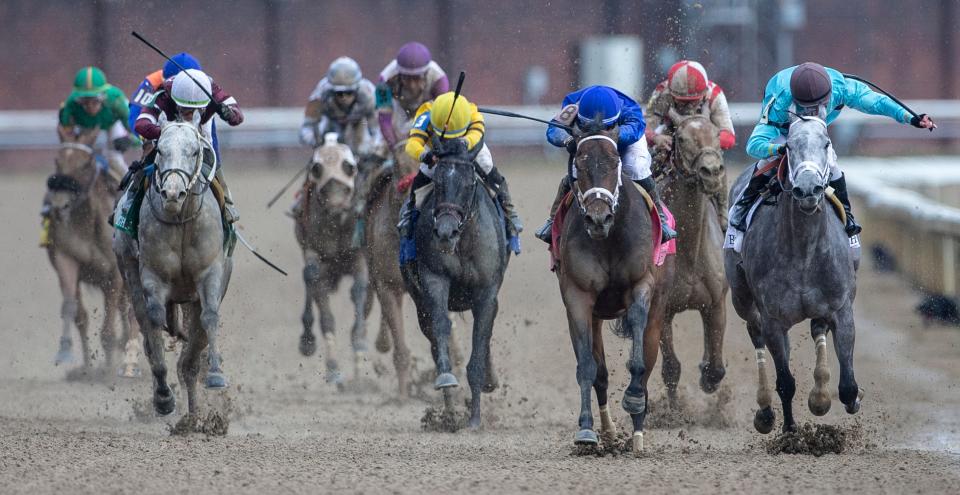 Montareya, second from left, wins the Eight Belles on Kentucky Oaks day at Churchill Downs. May 6, 2022