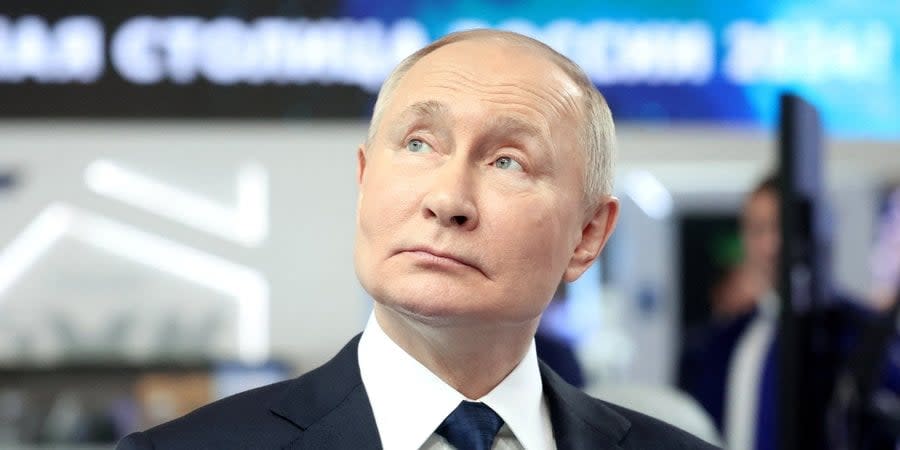 Putin demands AI based on 