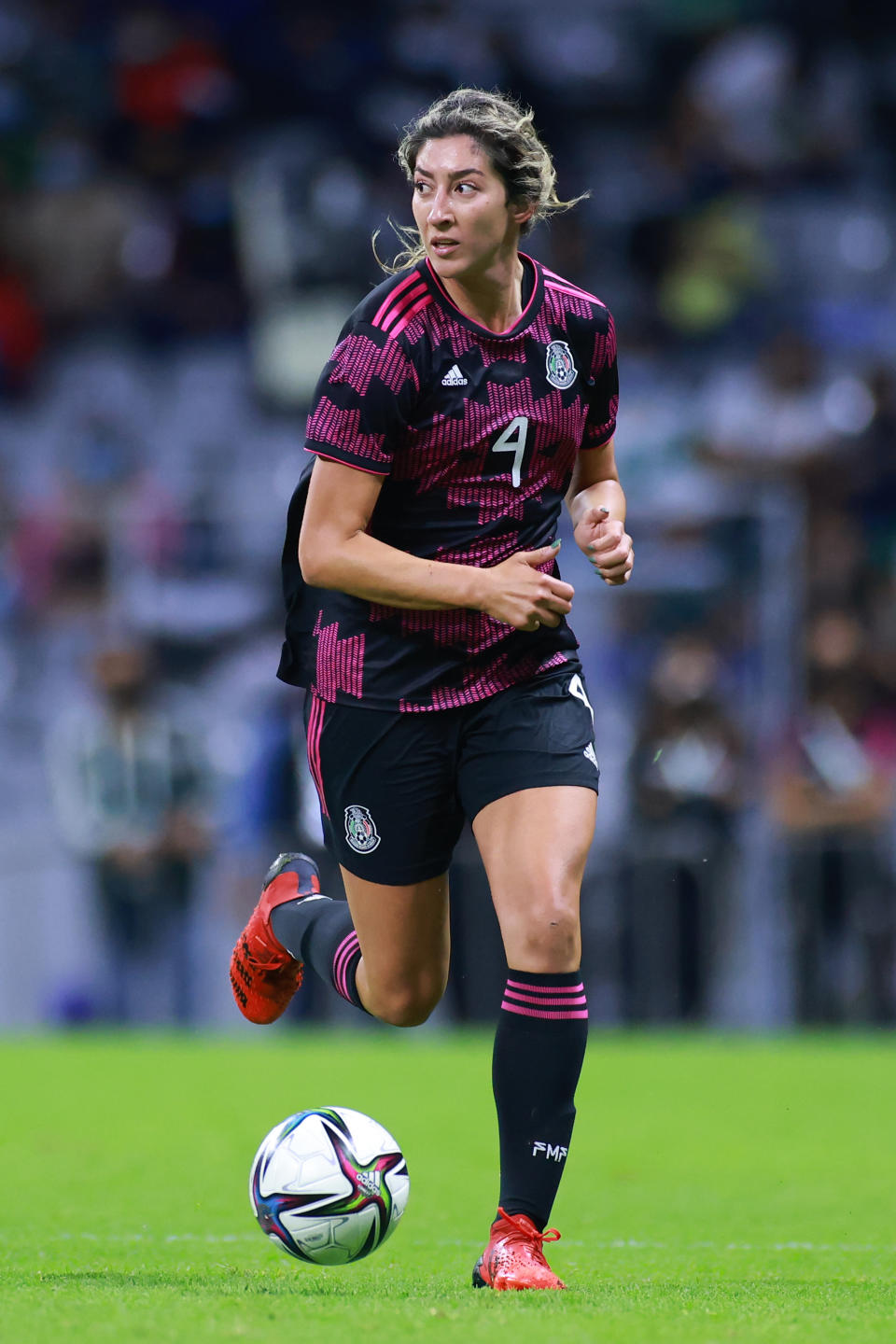 Jocelyn Orejel con la Selección Mexicana durante el partido amistoso frente a Colombia en el Estadio Azteca. (Foto por Hector Vivas/Getty Images)