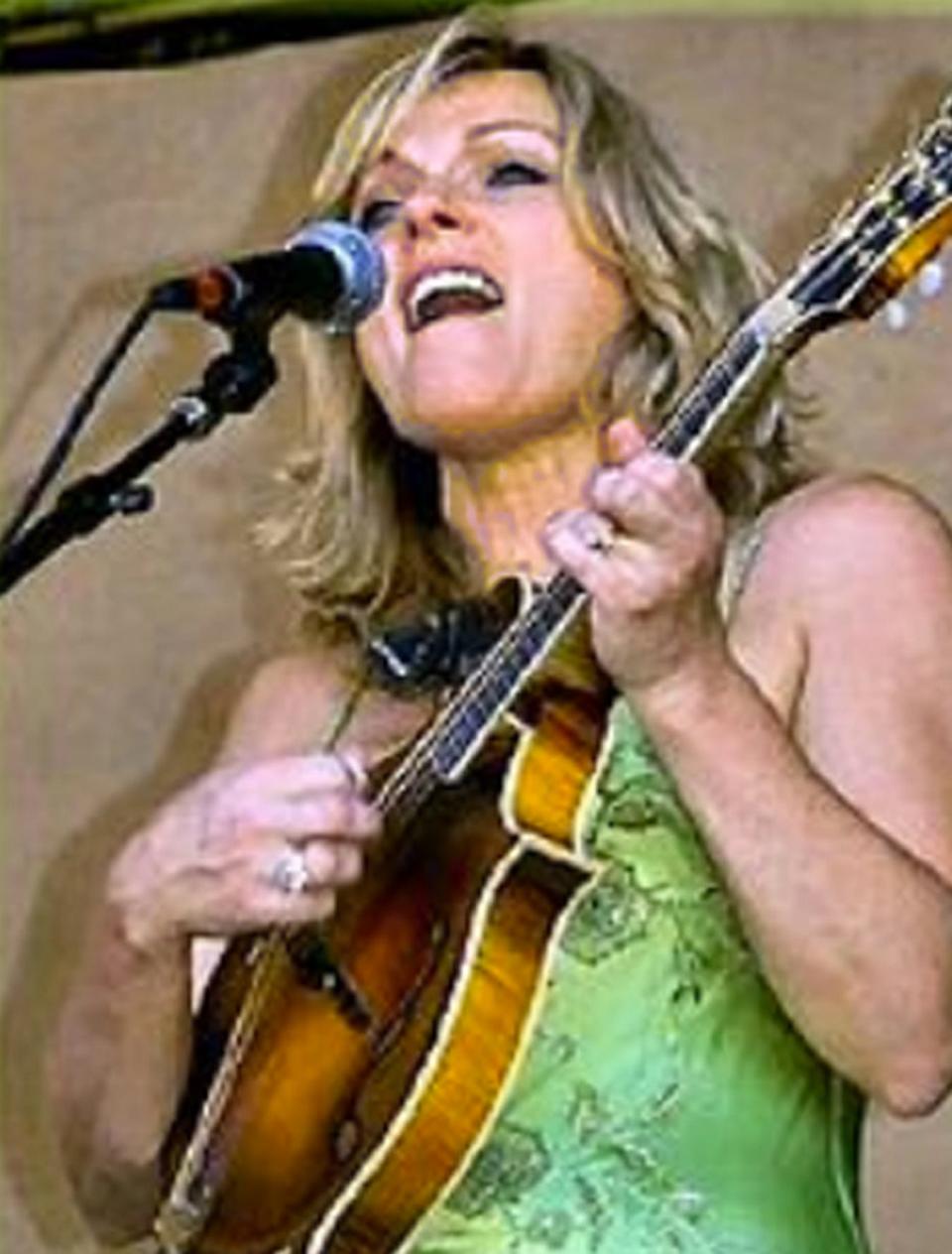 Bluegrass artist Rhonda Vincent will take the stage at the Sellersville Theater on Saturday, Jan. 8.