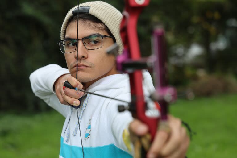Damián Jajarabilla, atleta olímpico comenzará su participaciónen París 2024 en tiro con arco

