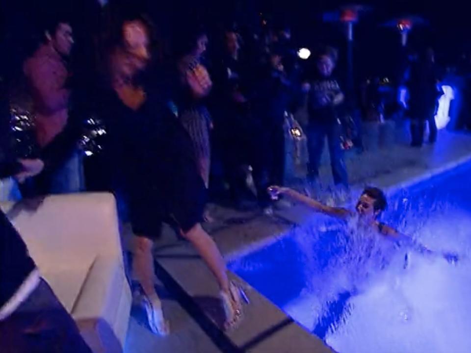 jael gets pushed in the pool on americas next top model