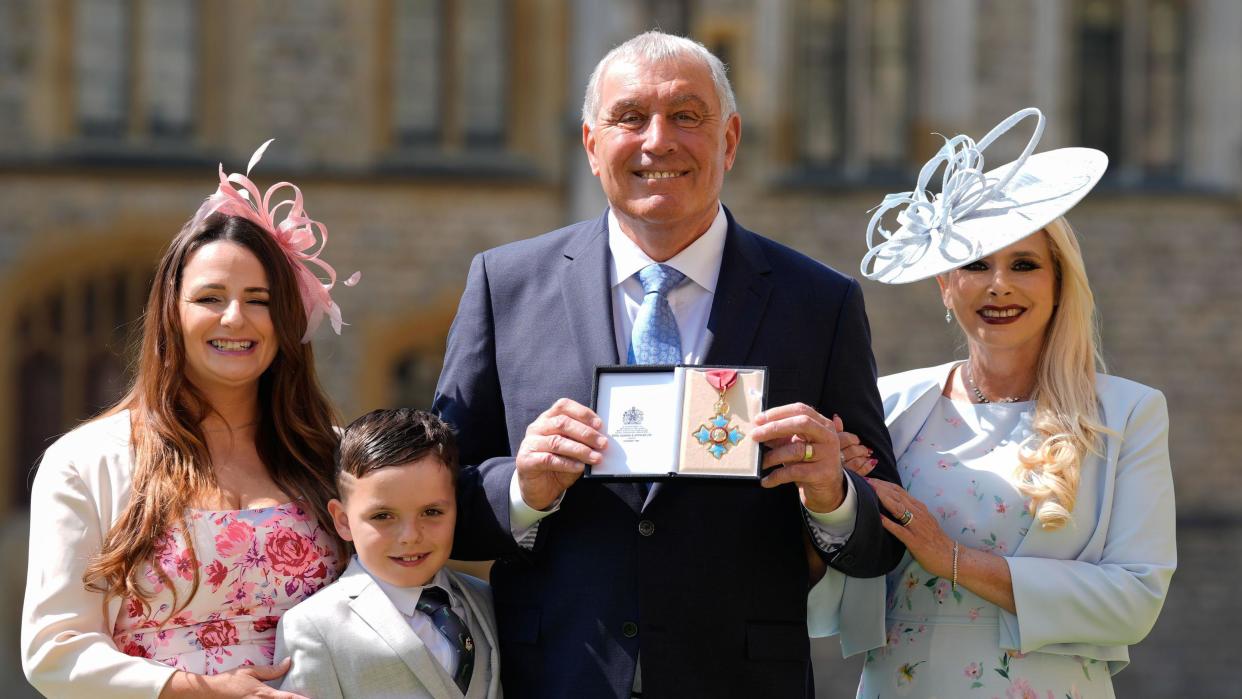 Peter Shilton with his wife Steph Shilton and son and daughter at Windsor Castle