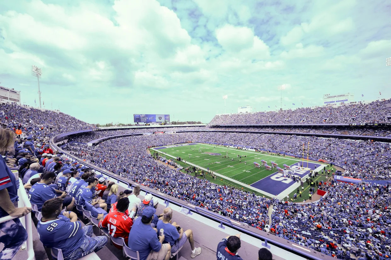 Bills' fans prepare for their team's home opener against the Las Vegas Raiders