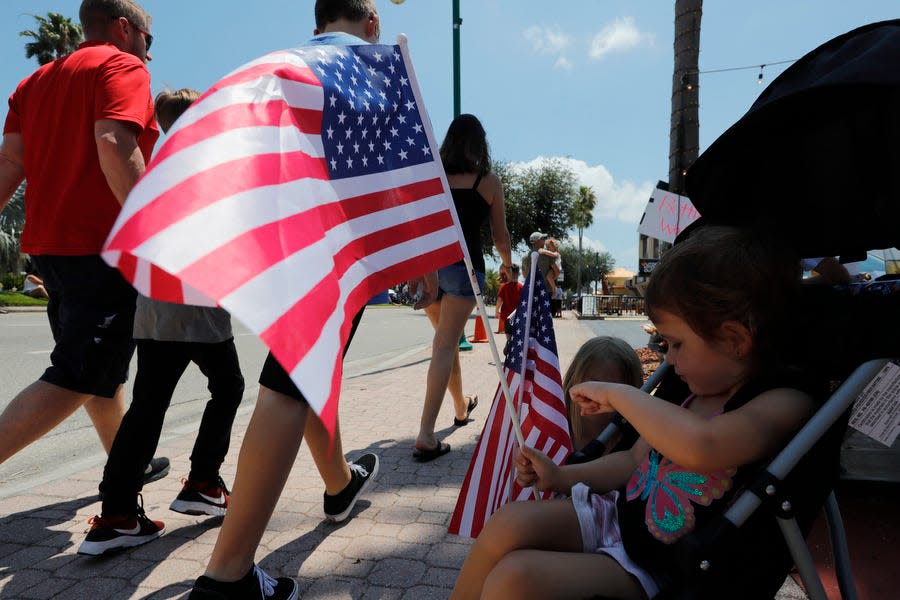 On Monday, May 27, 2019 the Southwest Florida Military Museum hosted its Inaugural Cape Coral Memorial Day Parade. The parade began around 12:00 p.m. and made its way west along Cape Coral Parkway.