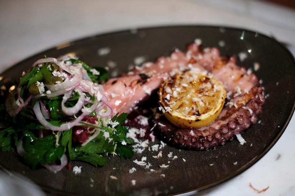 Grilled Octopus（$298）
