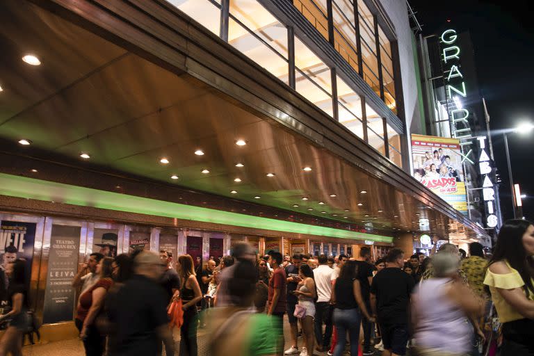 Casados con hijos, en el Gran Rex; y Art, en el Multitabarís, dos de las obras más vista en dos salas ubicadas en la misma cuadra