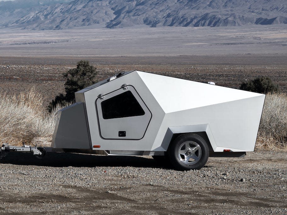 P17A travel trailer polydrops