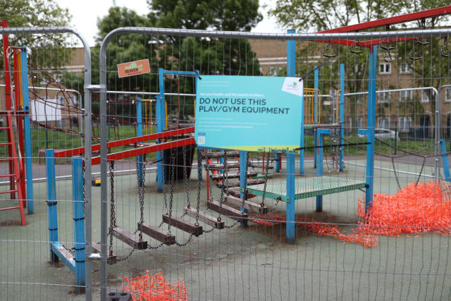 Coronavirus: Playgrounds and outdoor gyms to stay closed