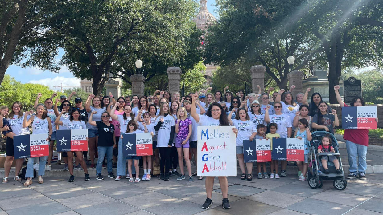 Members of 'Mothers Against Greg Abbott' protest at the Texas Capitol. (Photo: Nancy Thompson)