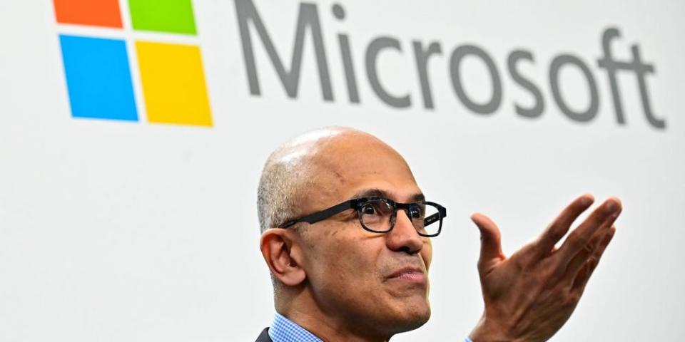 Satya Nadella, Microsoft