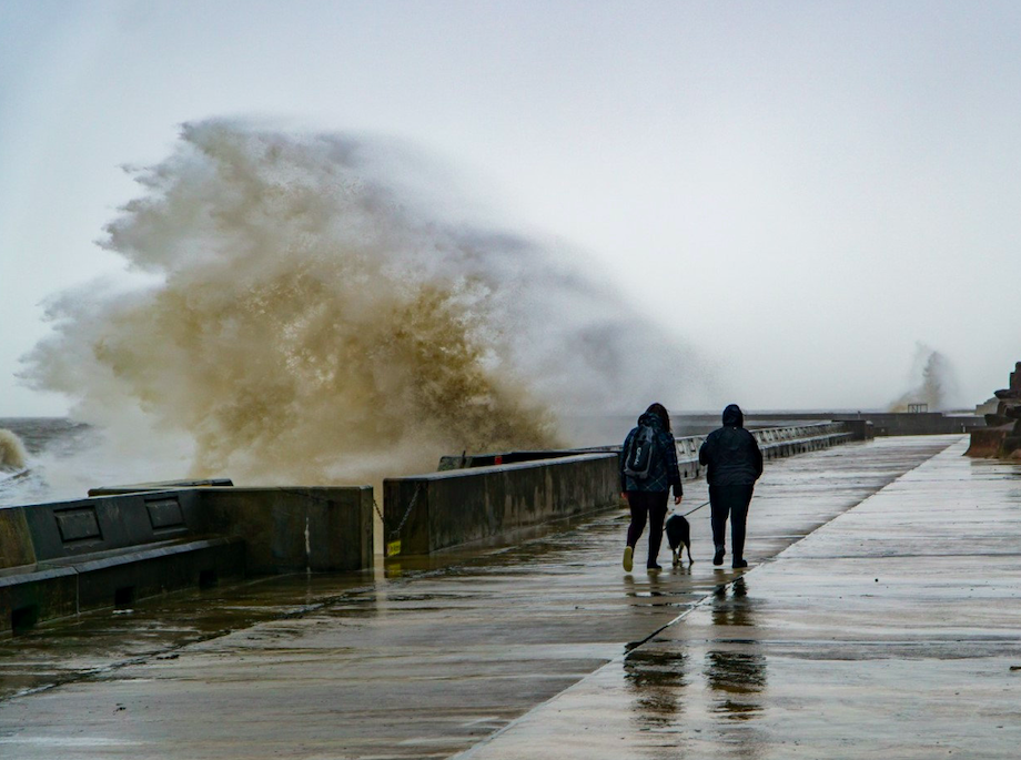 Storm Dudley batters the British coastline at Gynn Slipway, Blackpool, Lancashire, ahead of Storm Eunice moving in. (SWNS)