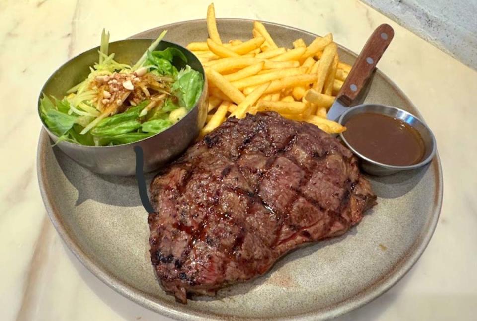 bugis junction - steak