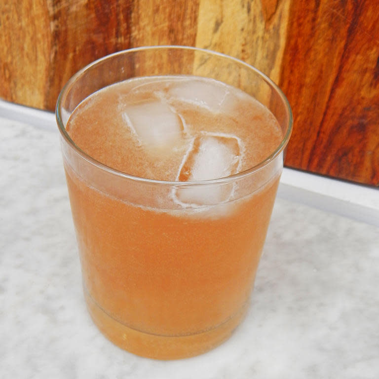 Boozy Lavender Lemonade