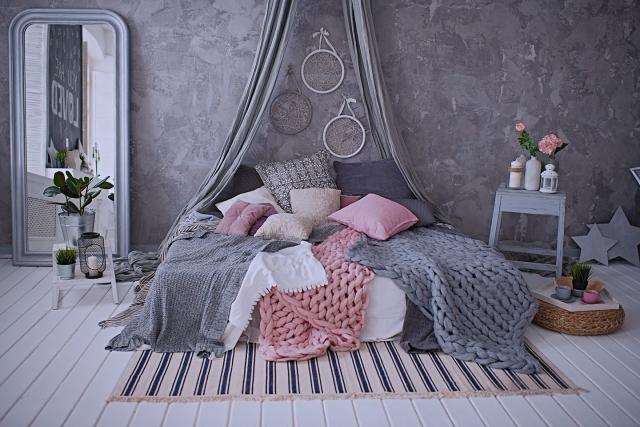 15 Pink and Gray Bedroom Ideas - Decorating With Pink and Gray