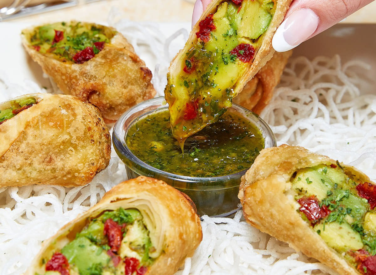 cheesecake factory avocado egg rolls