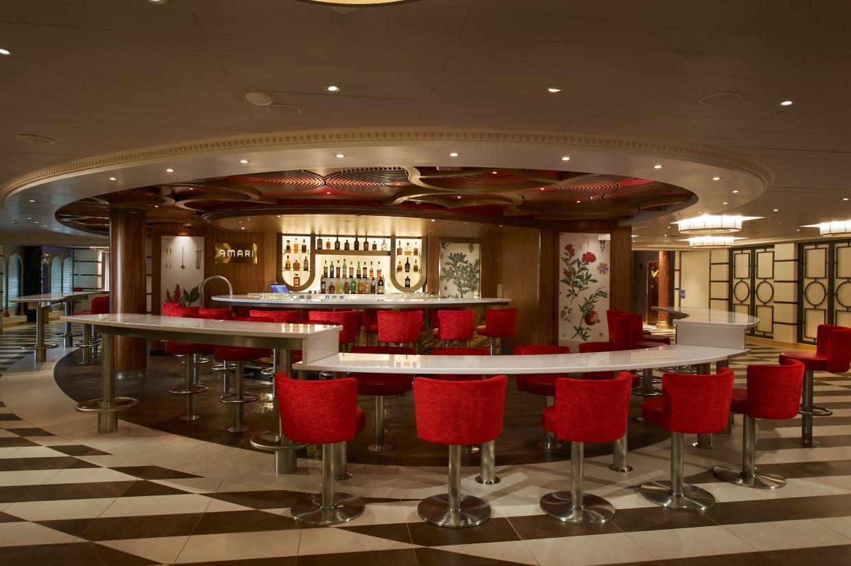 Amari is a new bar onboard Venezia.