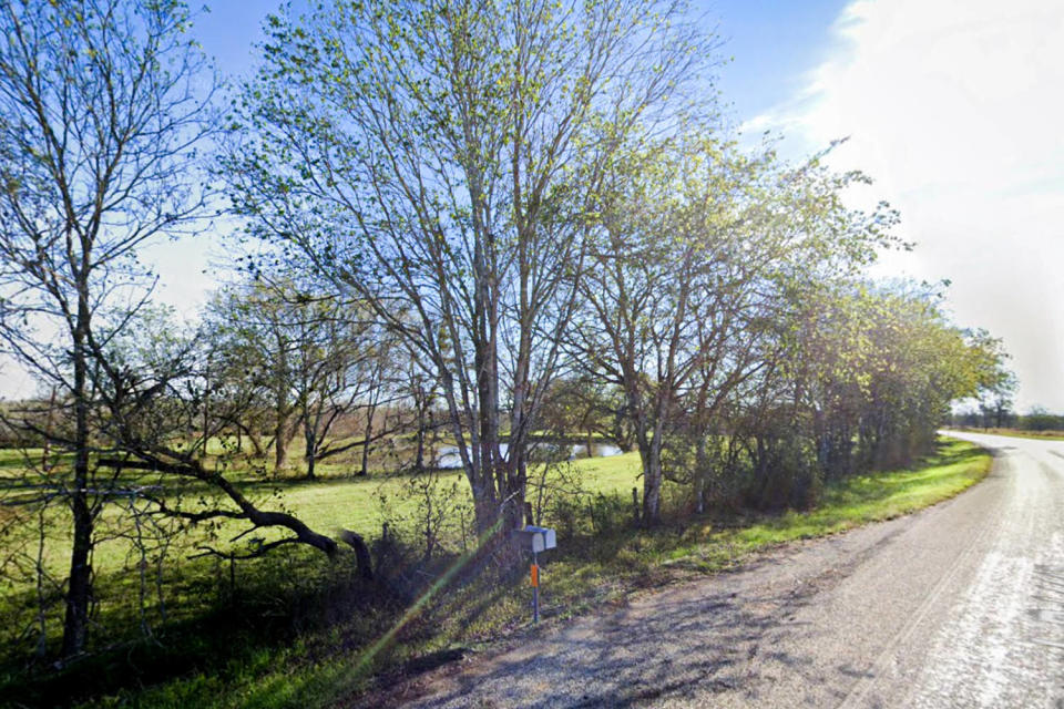 Street view close to Lazy J Ranch and RV Park near Nixon, Texas. (Google Maps)