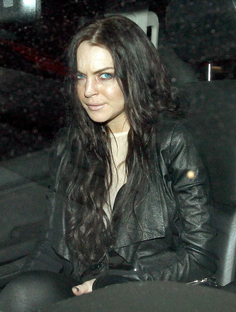 Lohan Lindsay Out InLA