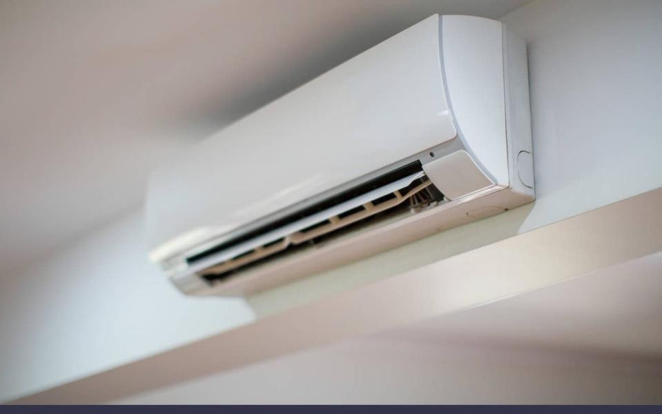 air con - Owen Derrick/Alamy Stock Photo 