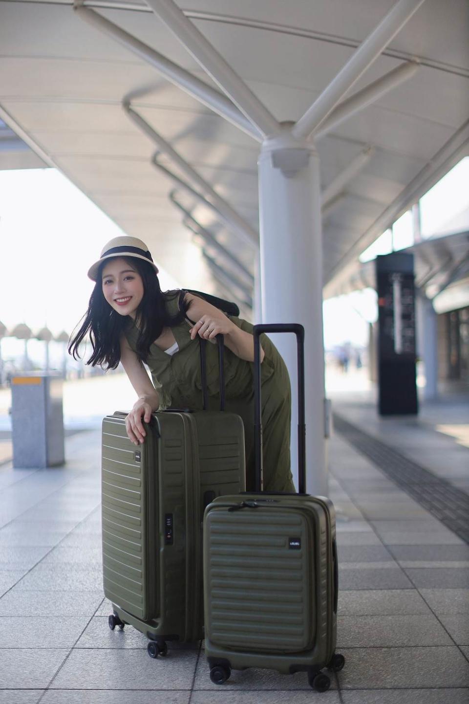 最能裝的日系旅箱CUBO輕鬆打造文青感十足的秋冬時髦。圖片來源：LOJEL提供