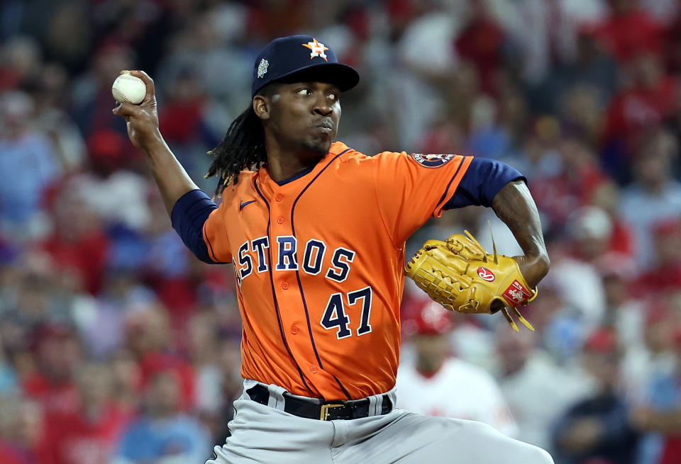 PHILADELPHIA, PENNSYLVANIA - NOVEMBER 02: Rafael Montero #47 of the Houston Astros delivers a pitch against the Philadelphia Phillies during the eighth inning in Game Four of the 2022 World Series at Citizens Bank Park on November 02, 2022 in Philadelphia, Pennsylvania.  (Photo by Al Bello/Getty Images)