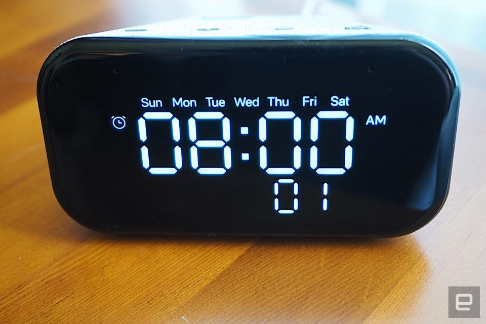 Lenovo Smart Clock Essential