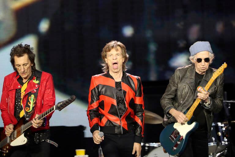 Ronnie Wood, Mick Jagger y Keith Richards en el Anfield Stadium de Liverpool, el 9 de junio de 2022