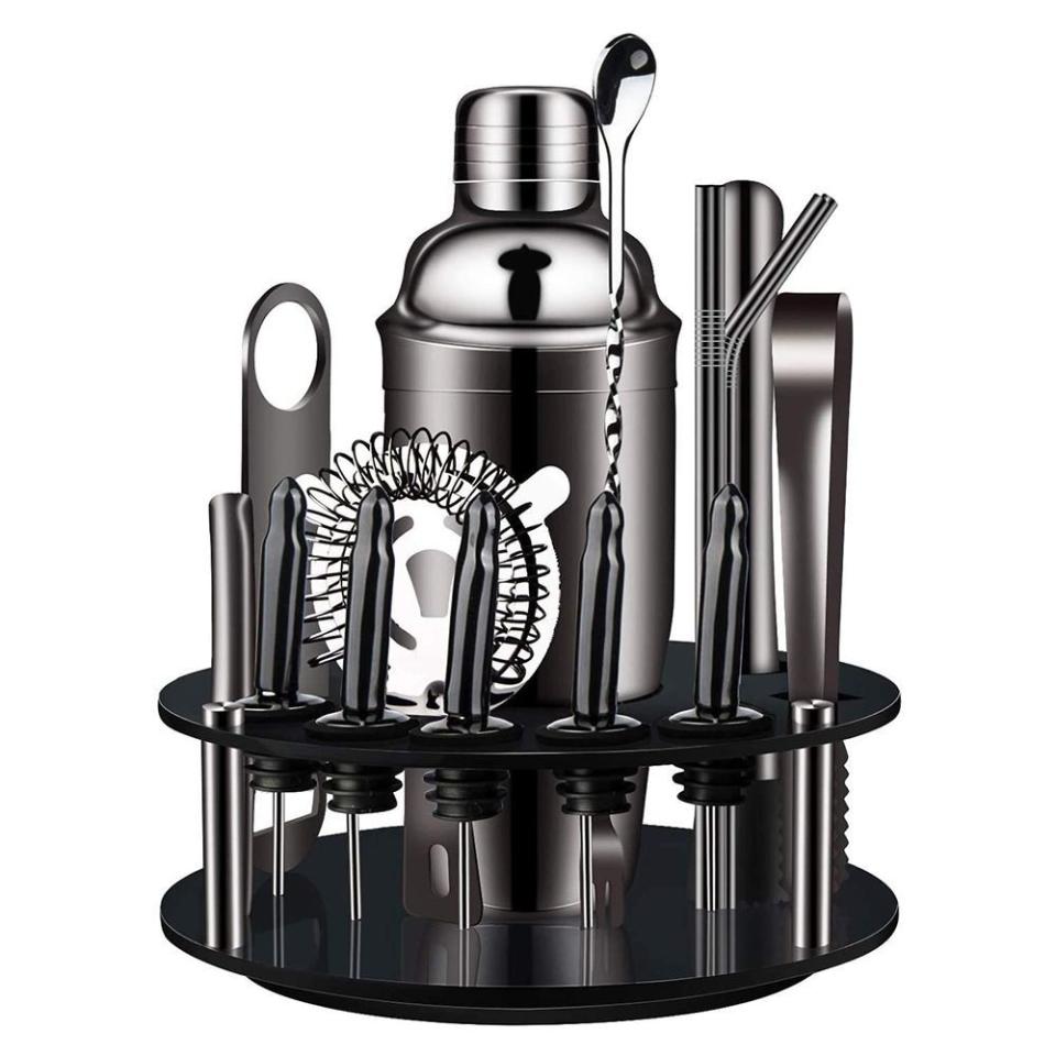 8) 18-Piece Bartender Kit