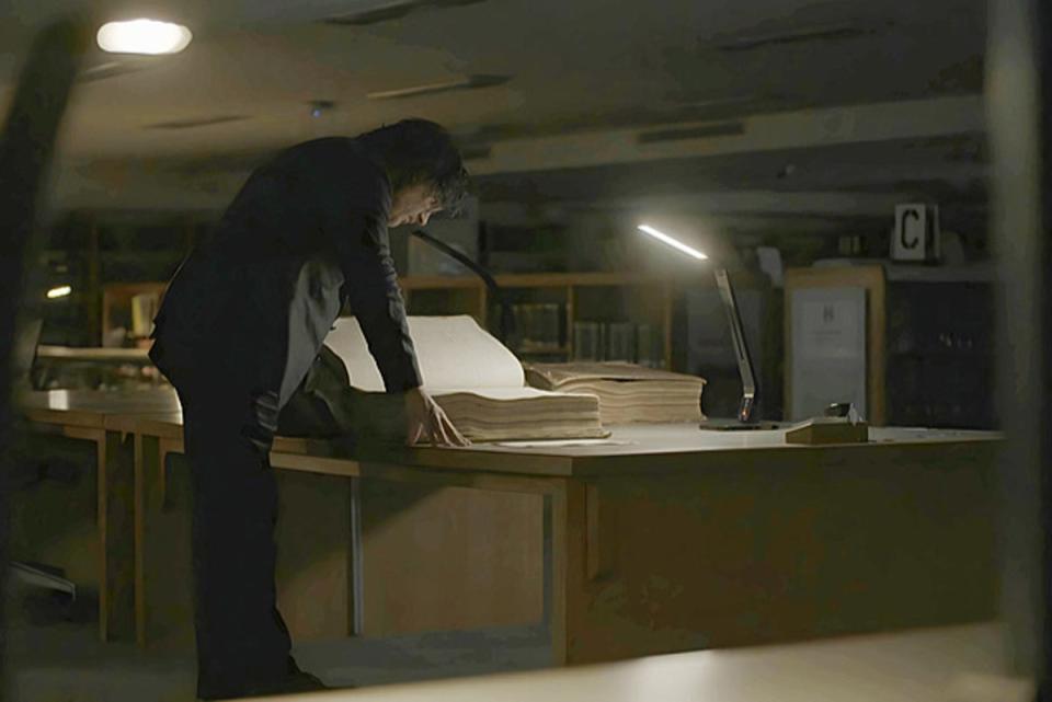 David Olusoga at the National Archives (BBC)