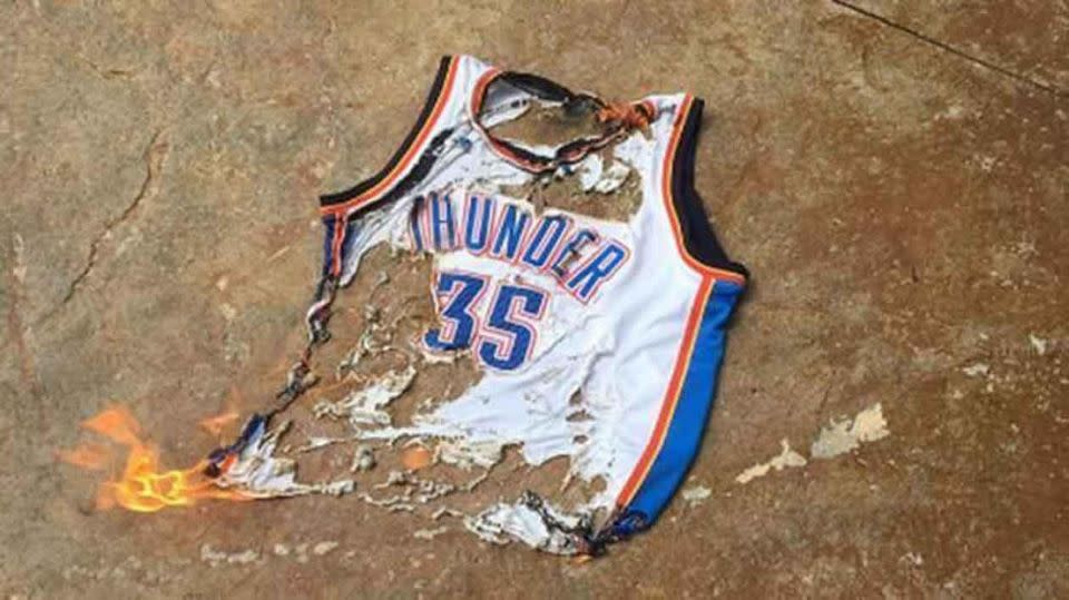 Durant jerseys were set alight when he left the Thunder. Pic: US Yahoo