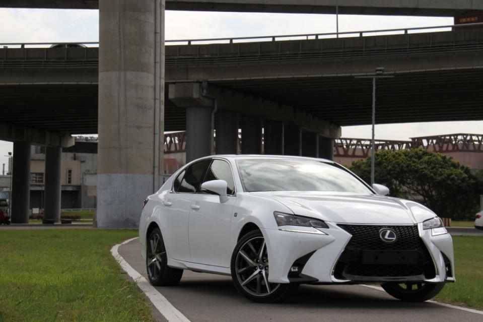 2.0渦輪部隊再添戰力，試駕Lexus GS200t F-Sport