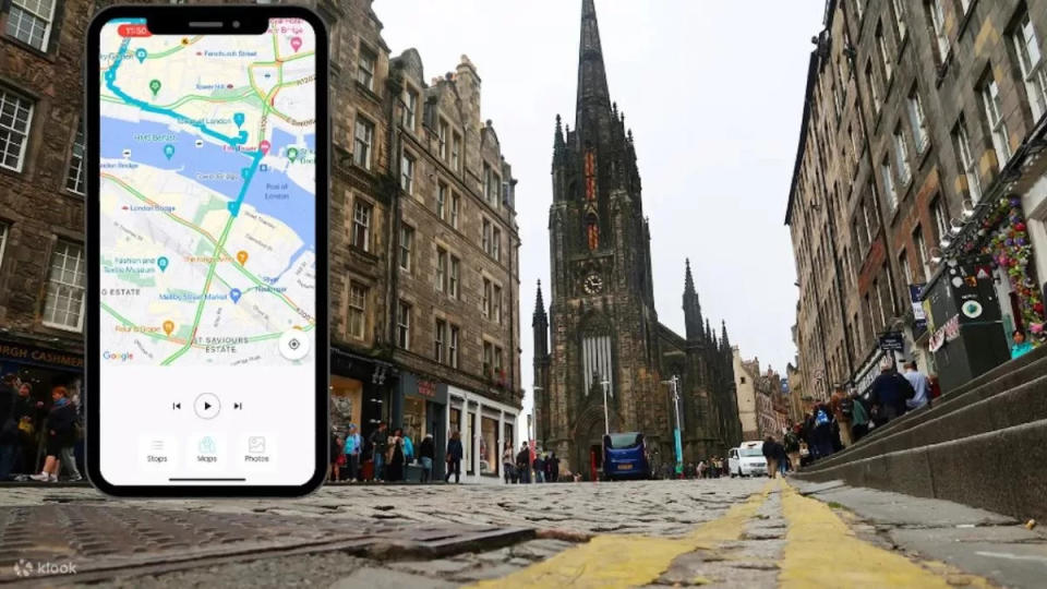 solo travel destination - edinburgh self guided walking tour