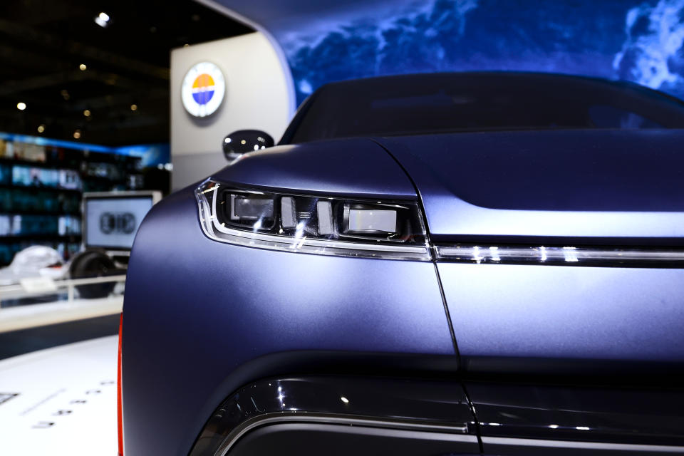 Fisker Ocean, SUV listrik terbaru dari pabrikan mobil AS, dipamerkan di Mobile World Congress (MWC), pameran dagang terbesar di sektor ini yang berfokus pada perangkat seluler, 5G, IoT, AI, dan data besar, yang dirayakan di Barcelona. , pada tanggal 3 Maret.  2022 di Barcelona, ​​​​Spanyol.  (Foto oleh Joan Cross/Foto Noor melalui Getty Images)