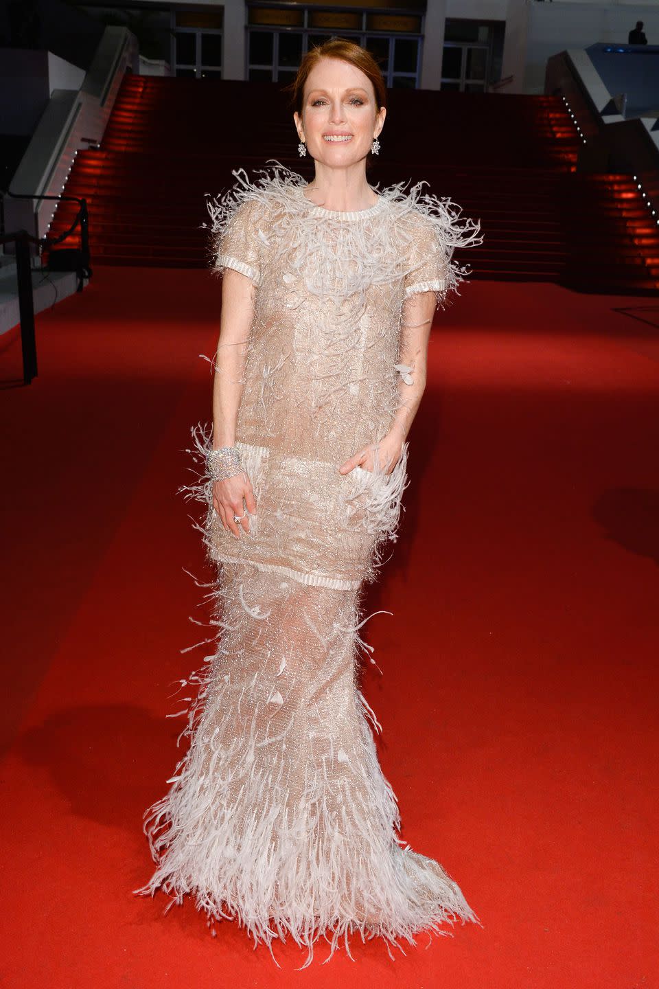 <p>Julianna Moore in Chanel Haute Couture</p>