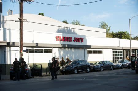 Police respond to a hostage situation at a Trader Joe's store in Los Angeles, California, Saturday July 21, 2018. REUTERS/Andrew Cullen