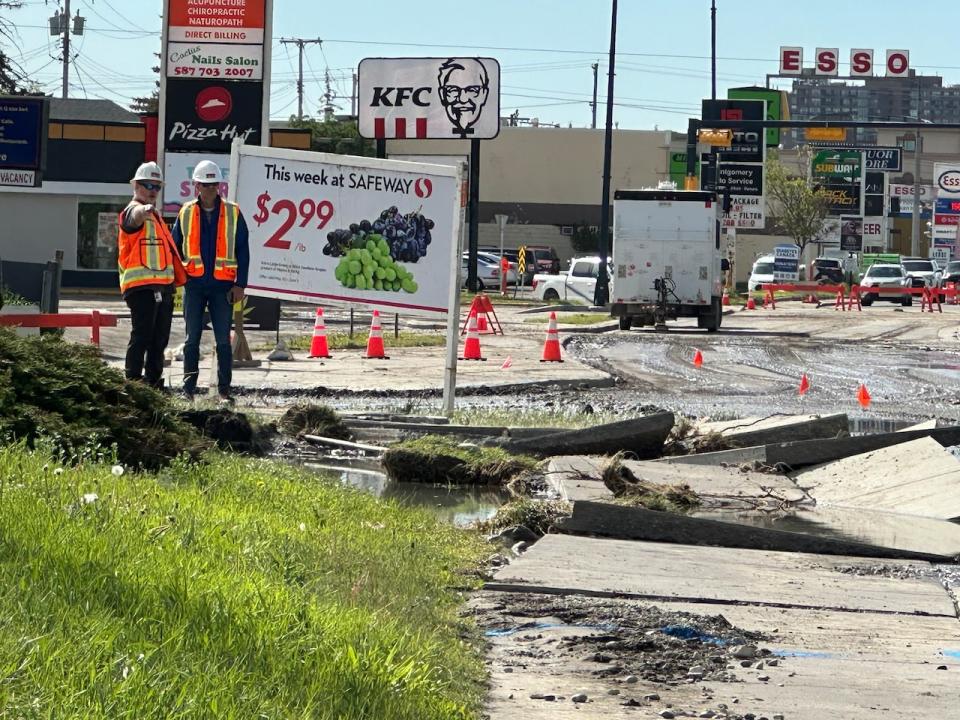 A major water main break in northwest Calgary has left the city's water supply situation in a critical state, officials say.