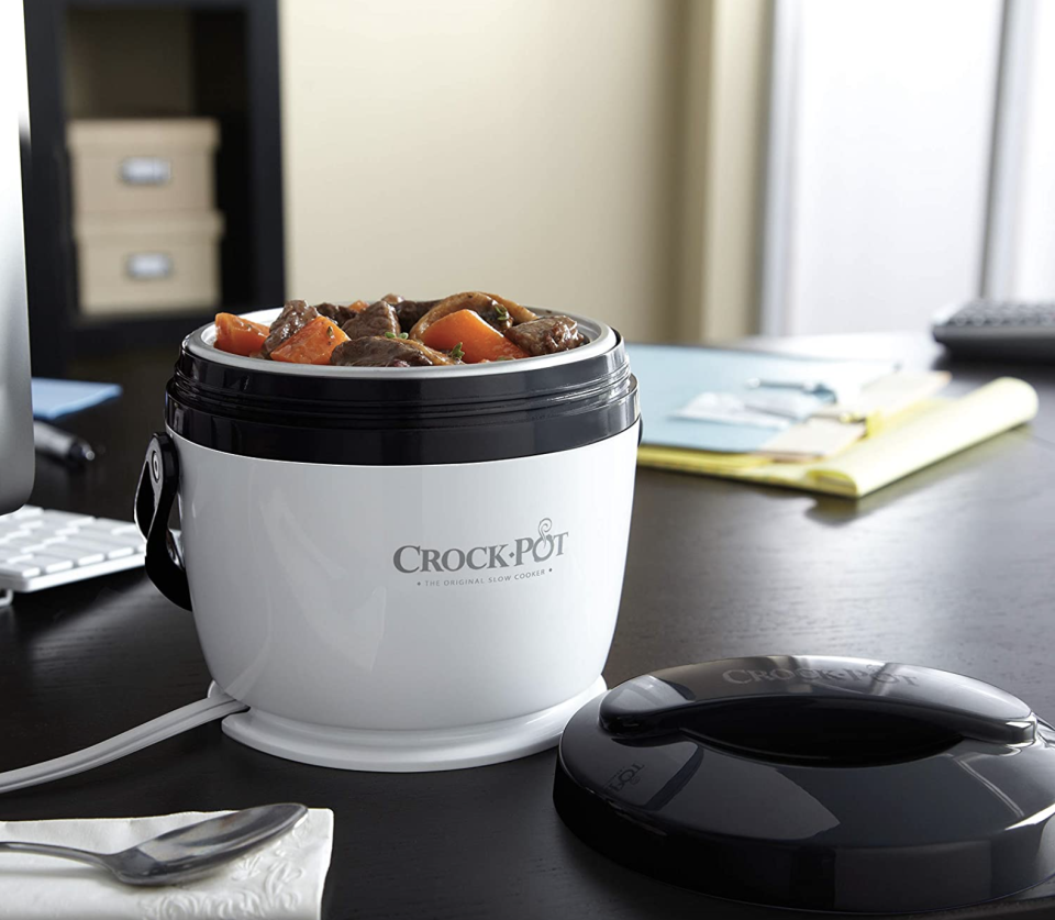 Crock-Pot Lunch Crock Warmer in Black (Photo via Amazon)