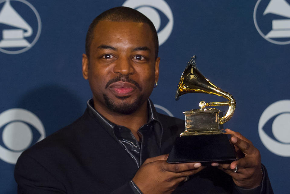 Closeup of Levar with the award