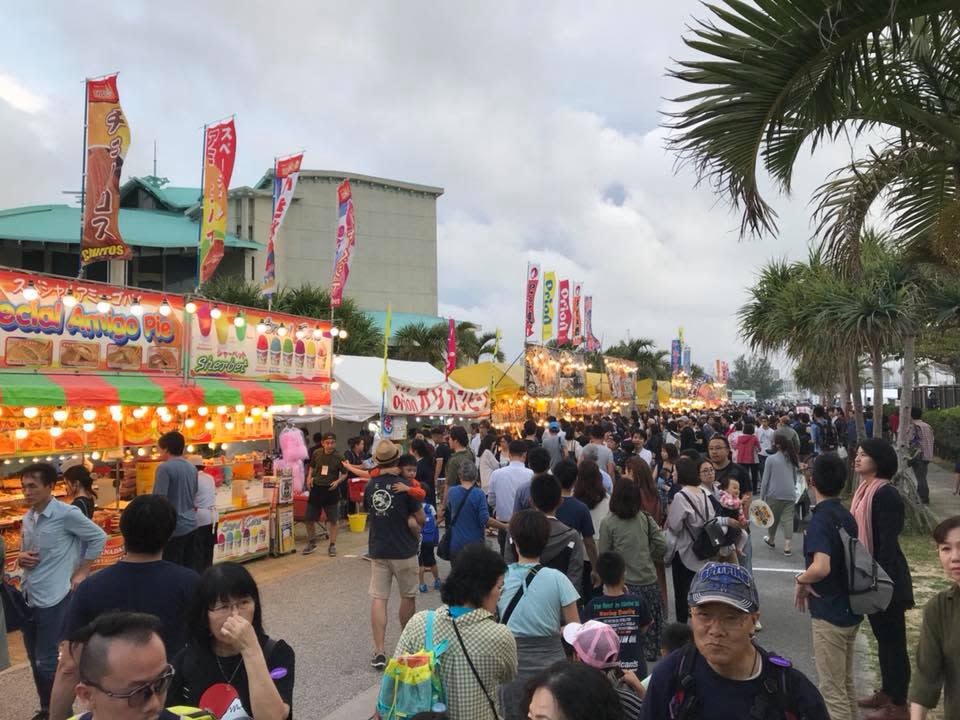 日本旅遊｜沖繩最大型煙花大會「琉球海炎祭」4.13開催！1小時放足1萬發煙花 門票早鳥優惠低至$231