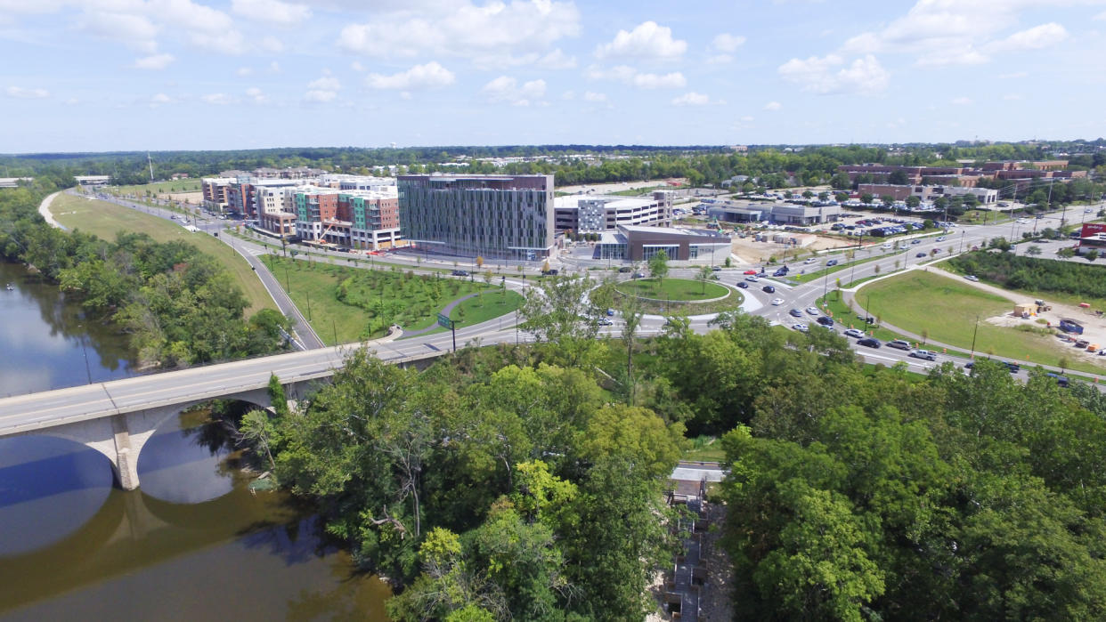 Roundabout in Dublin, Ohio - Image.