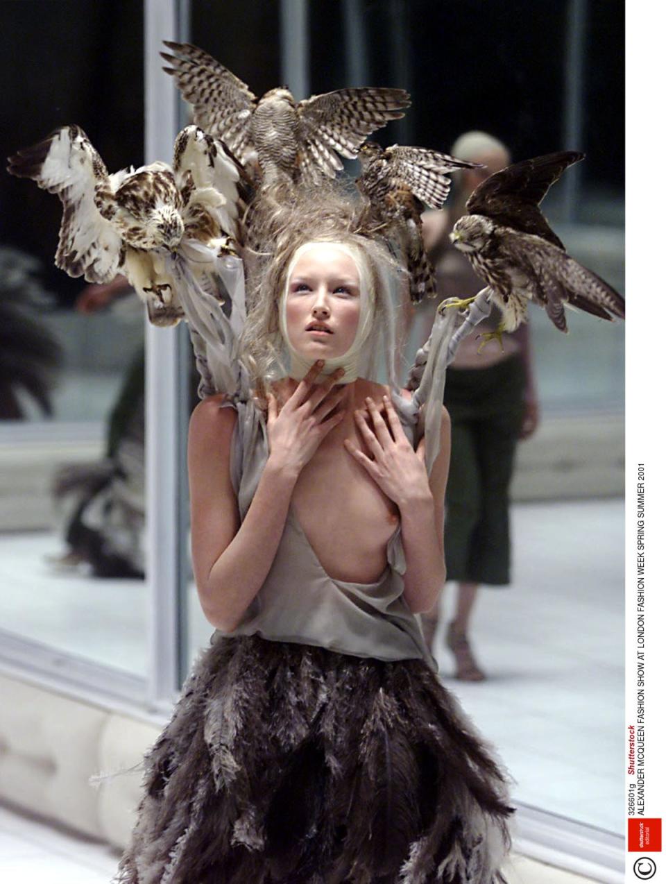 Jade Parfitt in Alexander McQueen’s extraordinary Voss show, 2000 (Shutterstock)